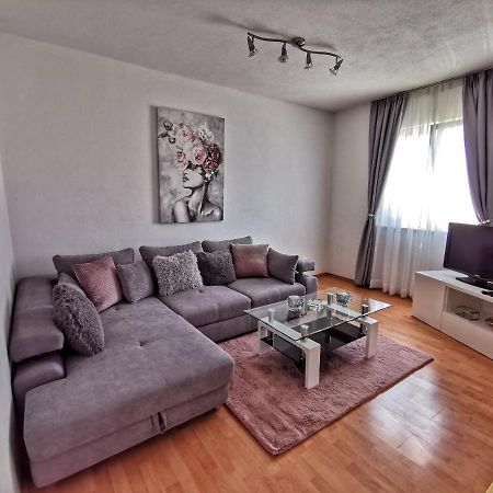 Apartments Villa Jelena Сегет Враница Екстериор снимка