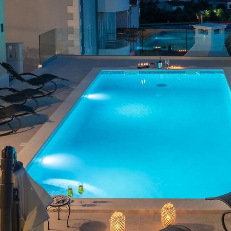 Apartments Villa Jelena Сегет Враница Екстериор снимка