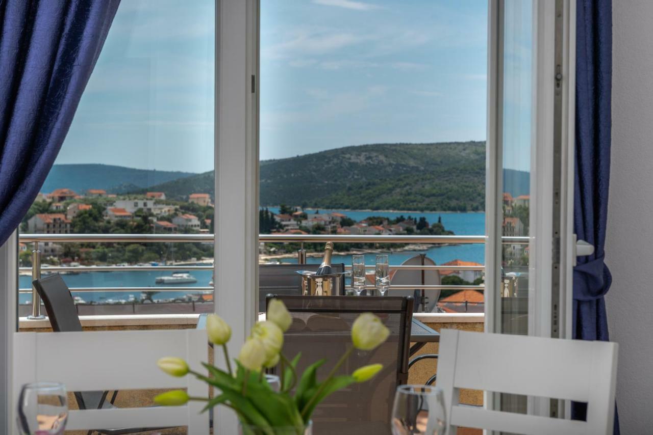 Apartments Villa Jelena Сегет Враница Екстериор снимка